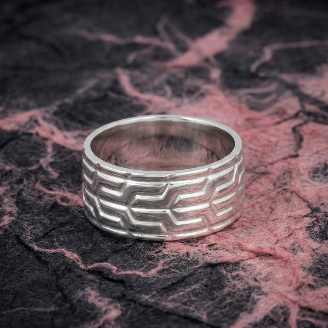 The Silver Tread Geometric Band