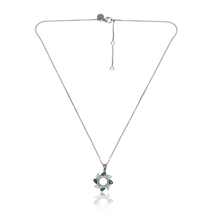 The Silver Leaf Circle Necklace