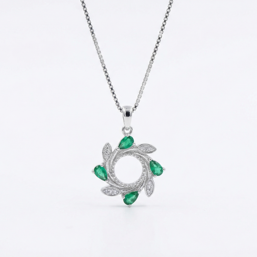 The Silver Leaf Circle Necklace