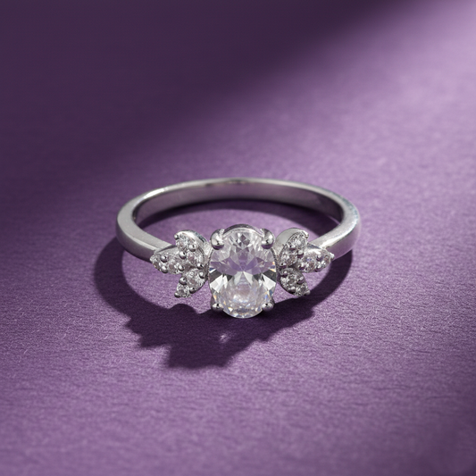 925 Silver Oval Brilliant with Criss-Cross Pavé Band